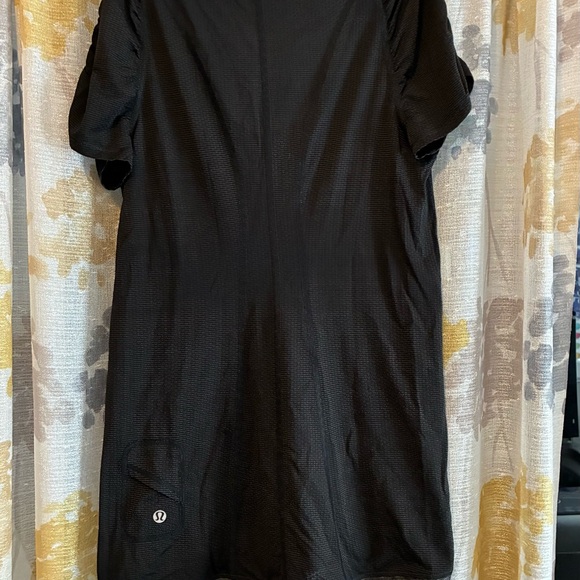 Lululemon Top - Picture 2 of 6